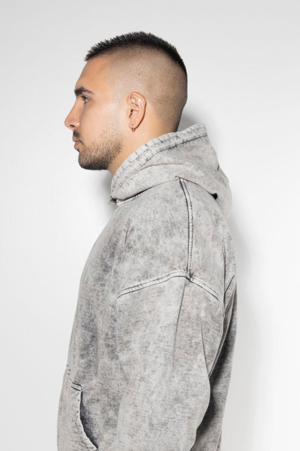 Buzo Acid Wash Gris