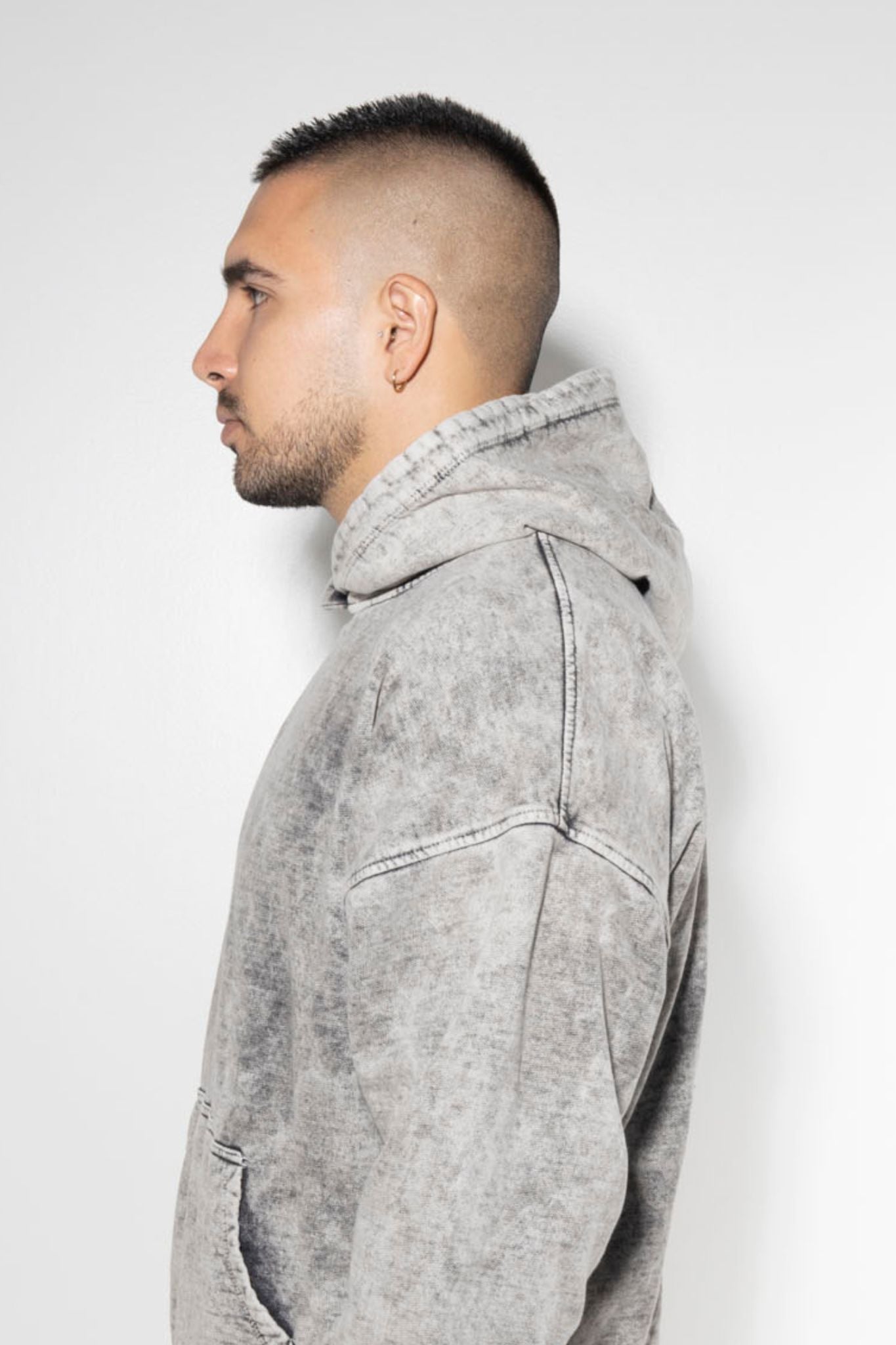 Buzo Acid Wash Gris