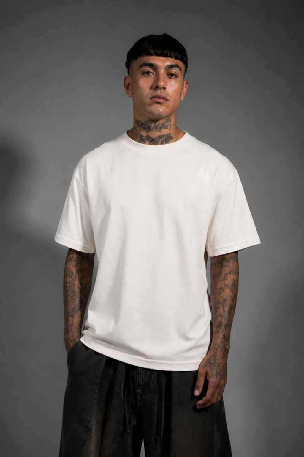 Camiseta de algodón peruano semi-oversize blanco hueso