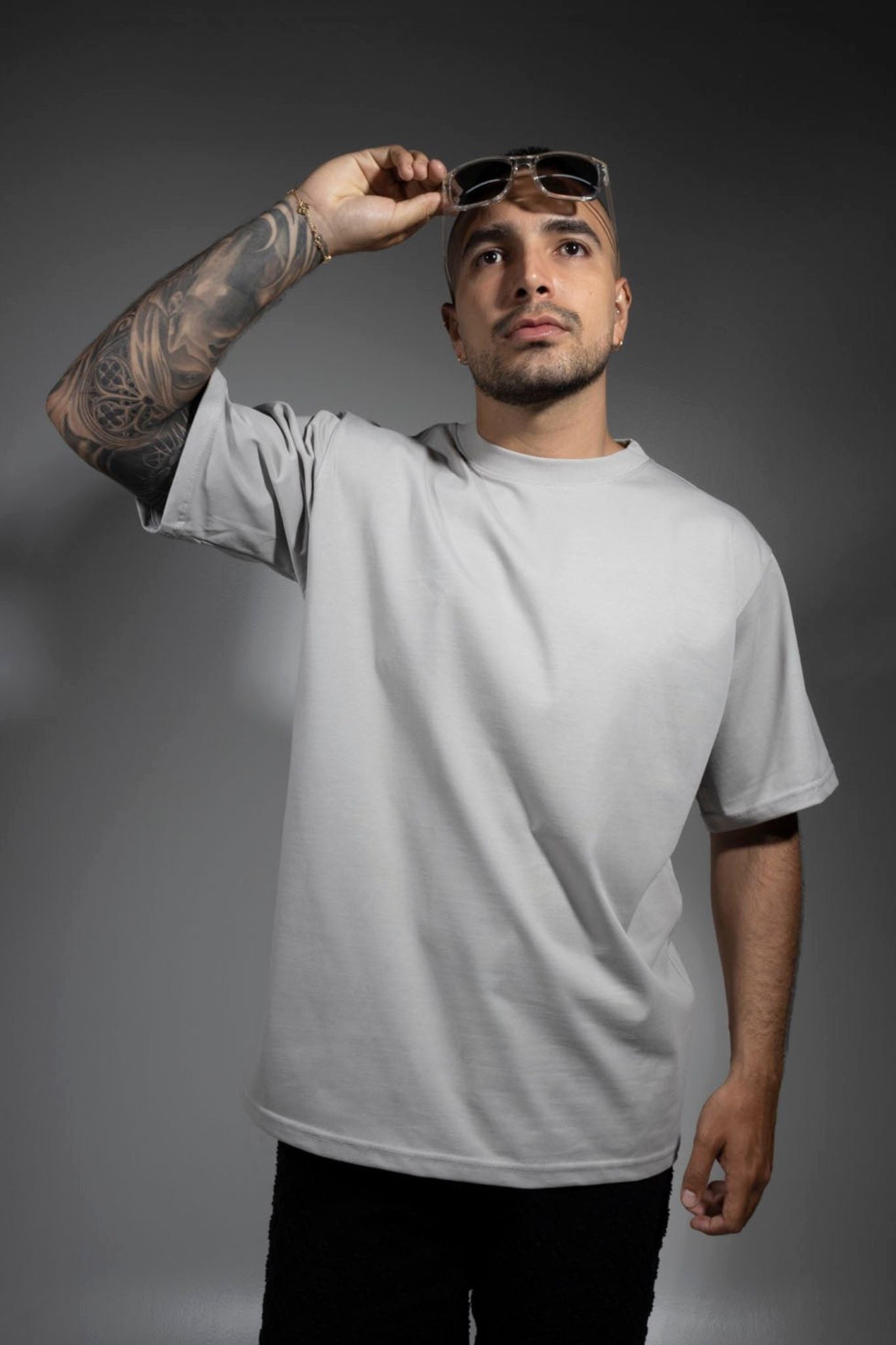 Camiseta Algodón Pesado Gris Plata Semi-Oversize