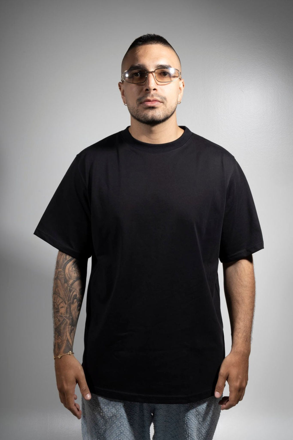 Camiseta Algodón Pesado Negra Semi-Oversize