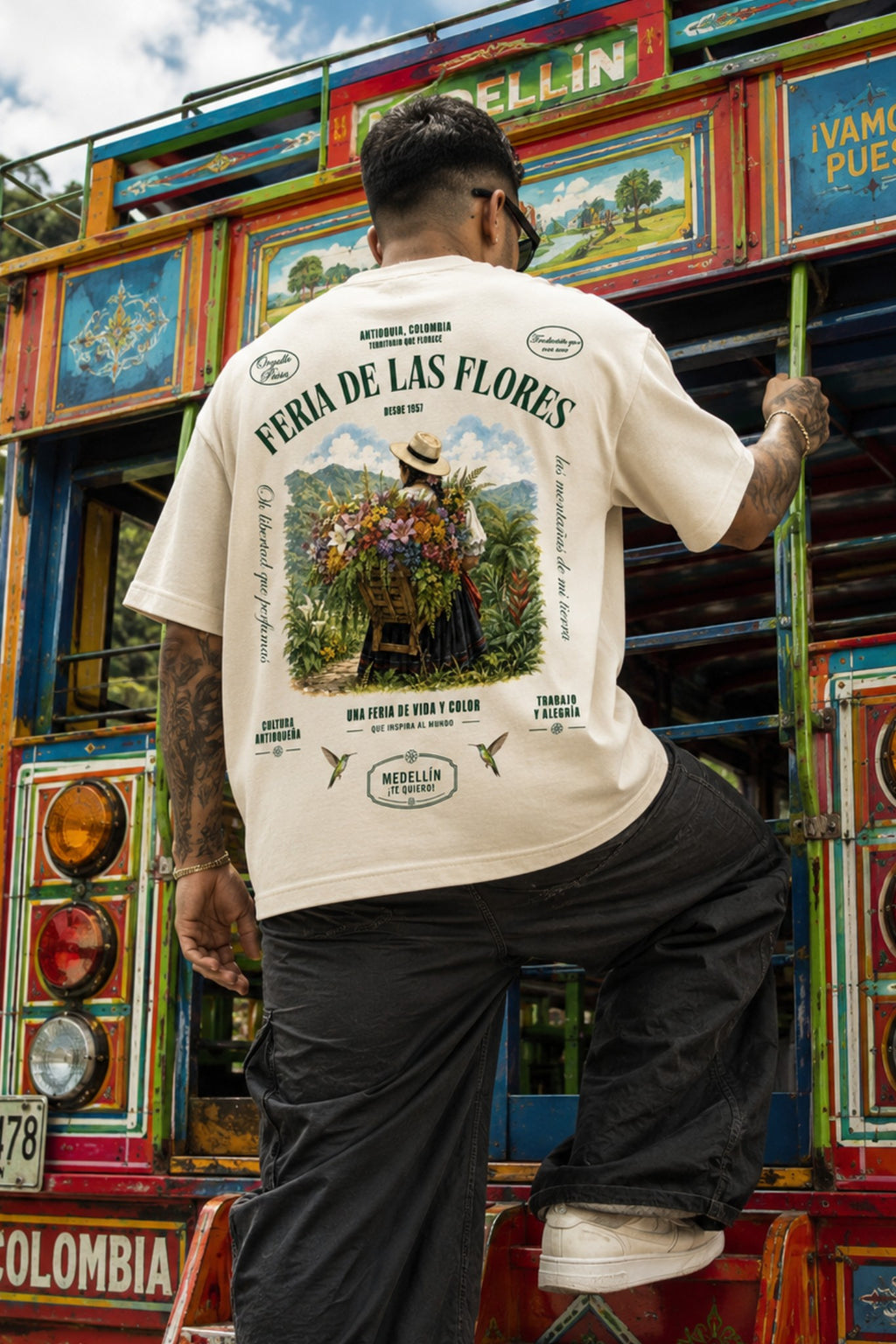 Camiseta Feria de las Flores en Algodón Peruano